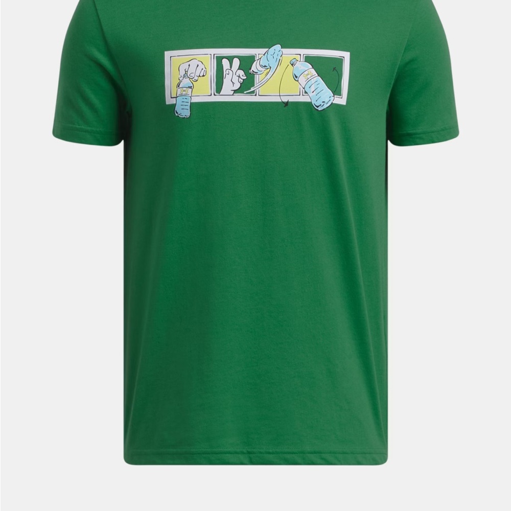 Kids Under Armour T-Shirt size medium